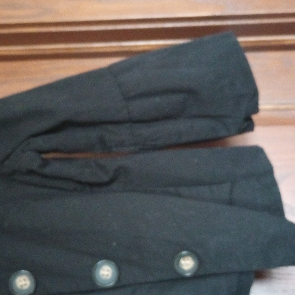 Stylish Collarless Black Jacket With Oversized Bu… - image 2